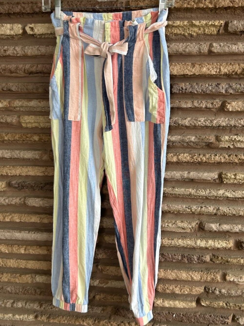 Indigo Rein Striped Linen Blend Cropped Pants Self Belt Size Medium - Picture 6 of 7